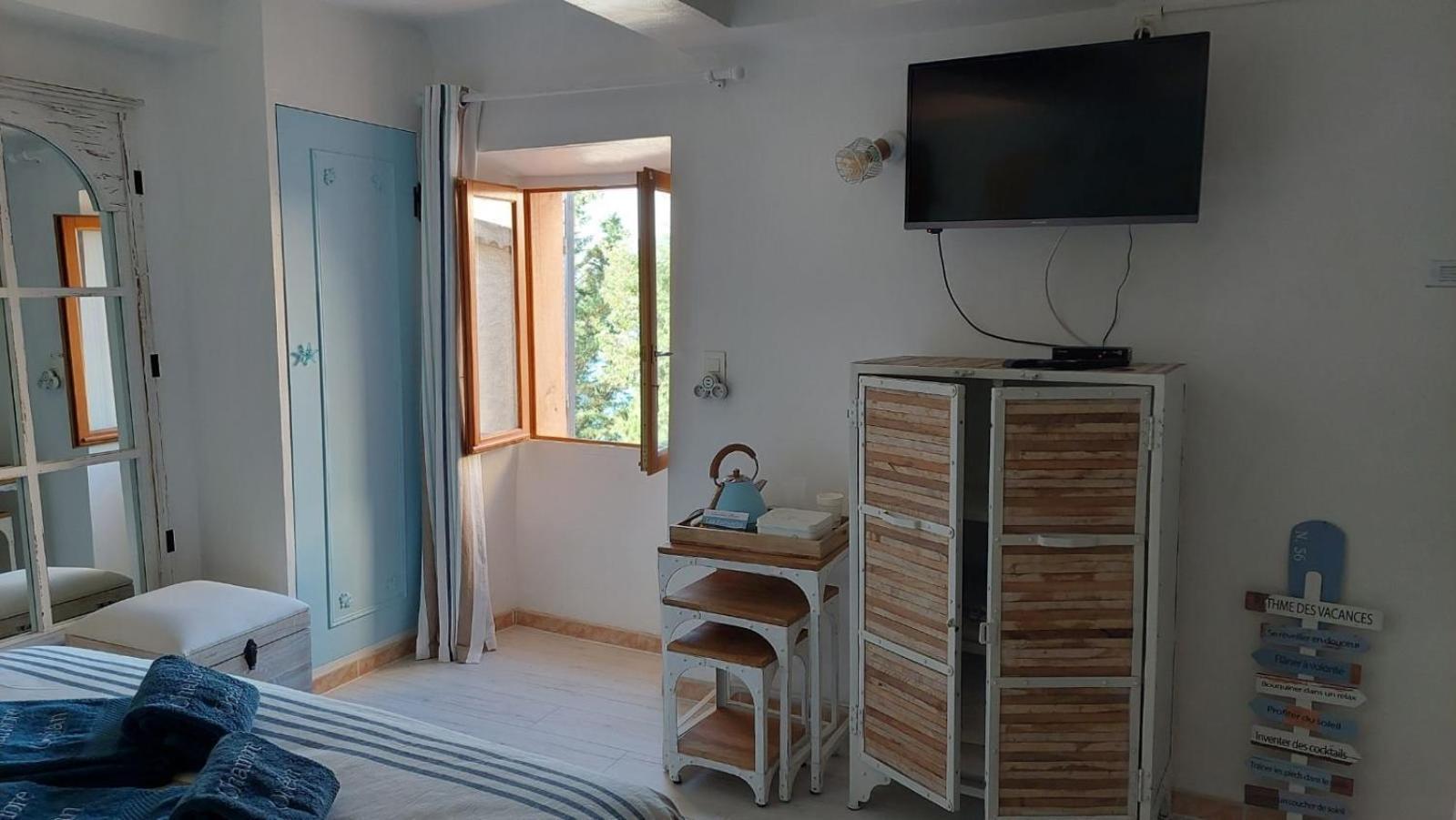 Chambres D'Hotes Les Fenieres 생트크루아드베르동 외부 사진